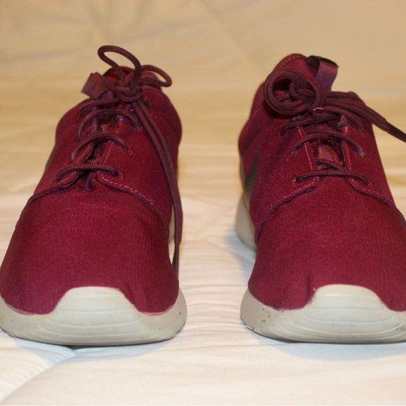 Nike Roches - like new - Picture 3 of 4